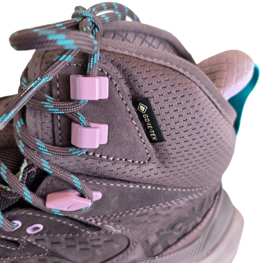 NEW HOKA Women Kaha 2 Frost GTX Hiking Boots Size 10B - Picture 8 of 9